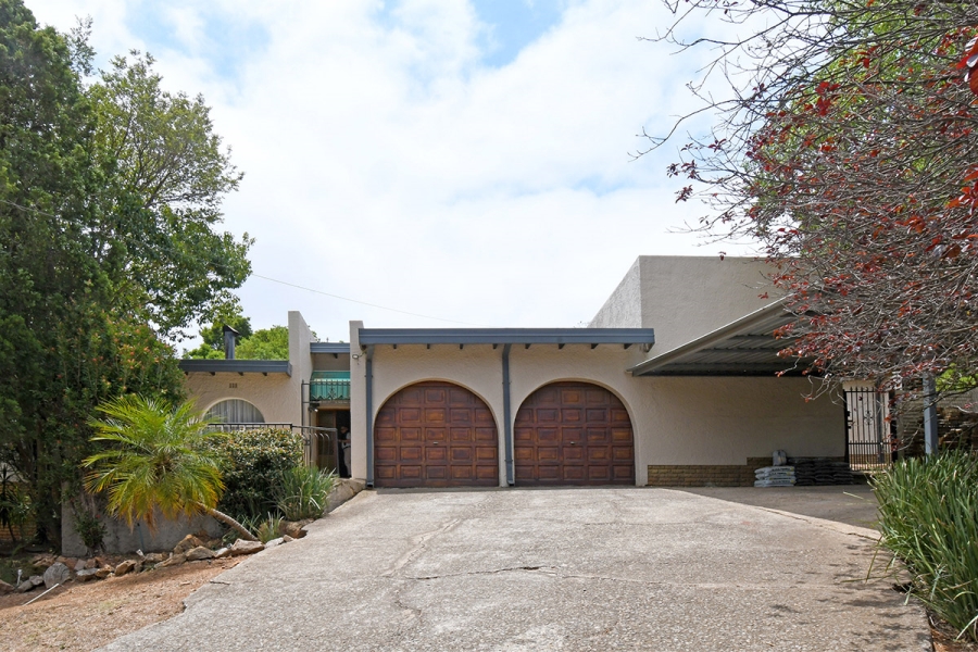 4 Bedroom Property for Sale in Helderkruin Gauteng