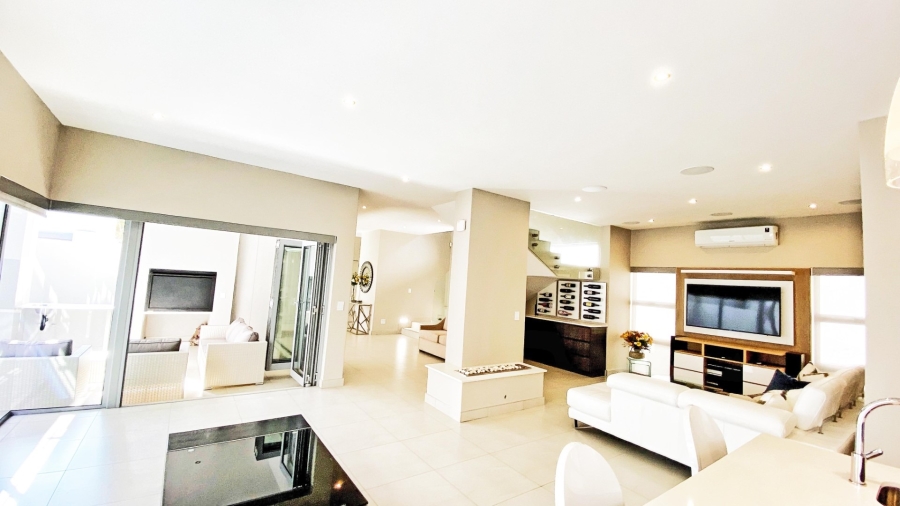 4 Bedroom Property for Sale in Bryanston Gauteng