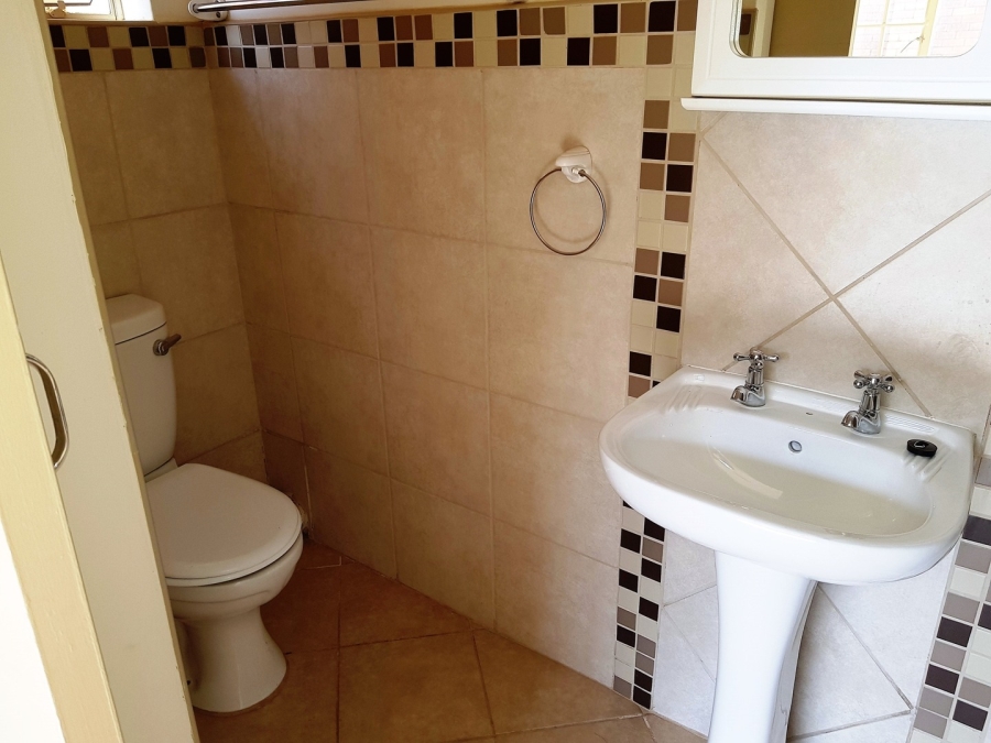 To Let 3 Bedroom Property for Rent in Olympus AH Gauteng