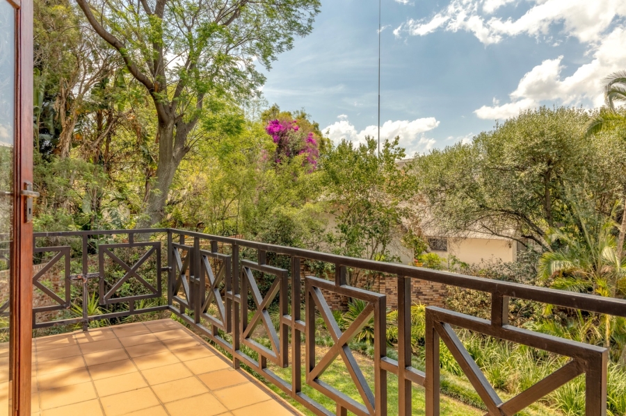 3 Bedroom Property for Sale in Lonehill Gauteng