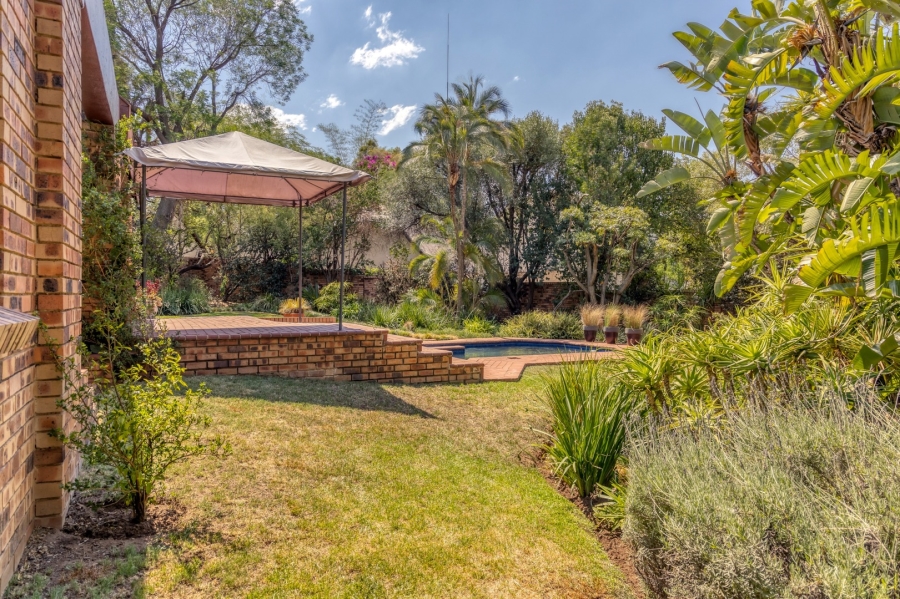 3 Bedroom Property for Sale in Lonehill Gauteng