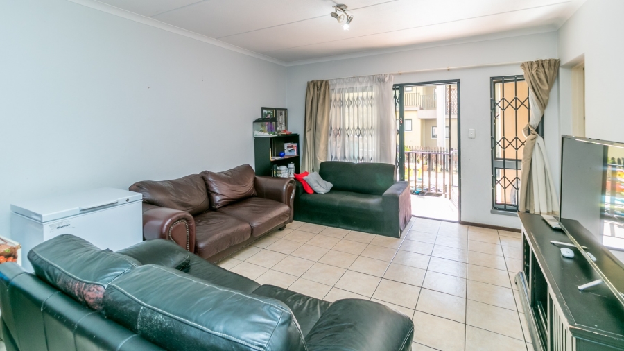 2 Bedroom Property for Sale in Noordwyk Gauteng