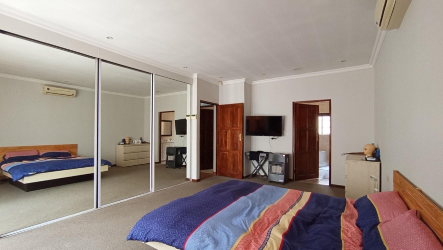 3 Bedroom Property for Sale in Fairland Gauteng