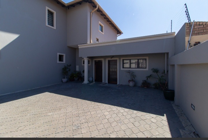 5 Bedroom Property for Sale in Kensington Gauteng