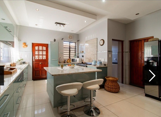 5 Bedroom Property for Sale in Kensington Gauteng