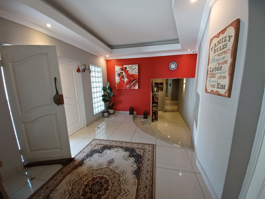 4 Bedroom Property for Sale in Kensington Gauteng