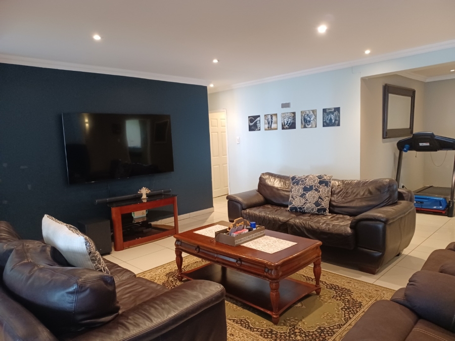 4 Bedroom Property for Sale in Kensington Gauteng