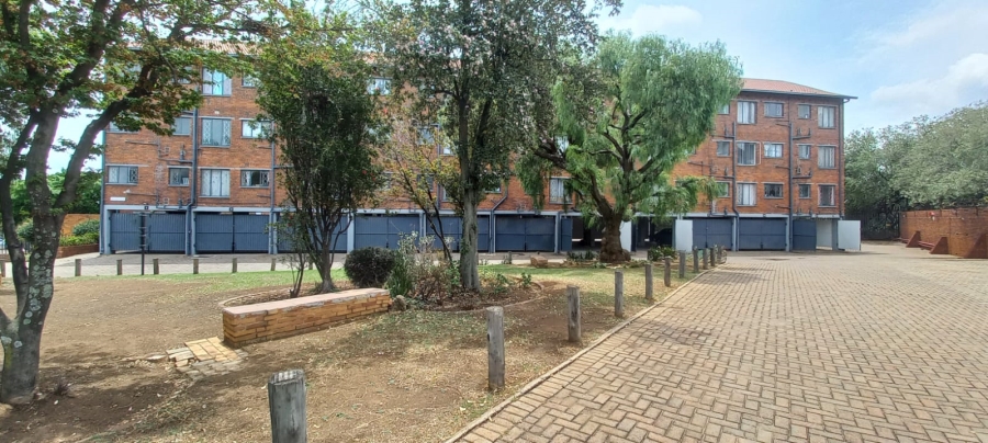 2 Bedroom Property for Sale in Croydon Gauteng