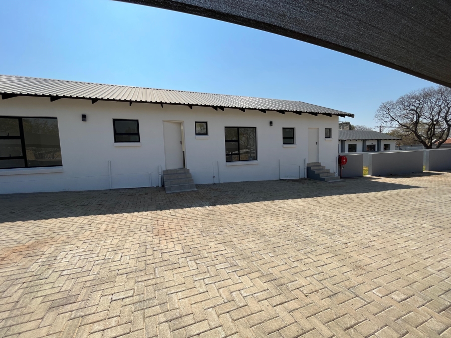 2 Bedroom Property for Sale in Linden Gauteng