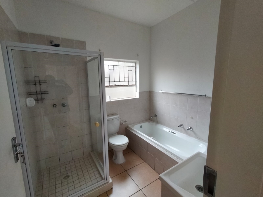 2 Bedroom Property for Sale in Blackheath Gauteng