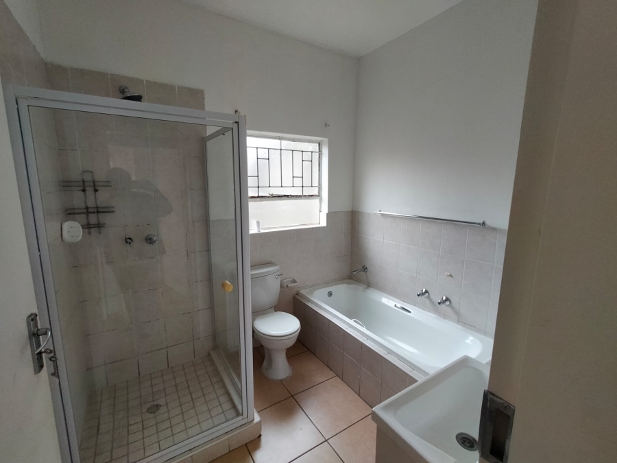 2 Bedroom Property for Sale in Blackheath Gauteng