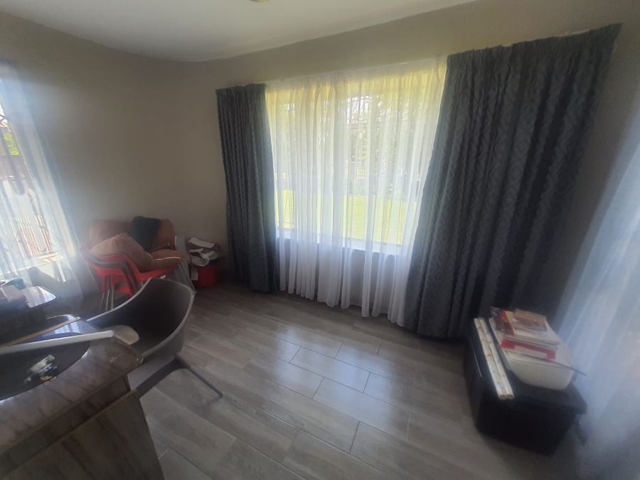 3 Bedroom Property for Sale in Selcourt Gauteng