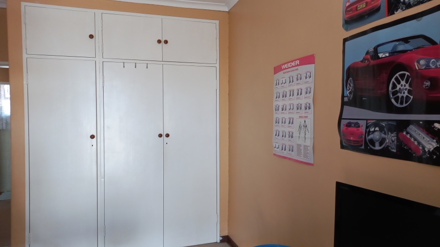 2 Bedroom Property for Sale in Parkrand Gauteng