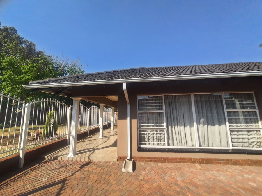 4 Bedroom Property for Sale in Lilianton Gauteng