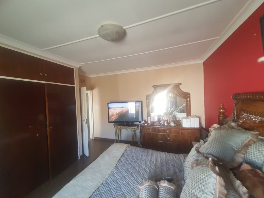 4 Bedroom Property for Sale in Lilianton Gauteng