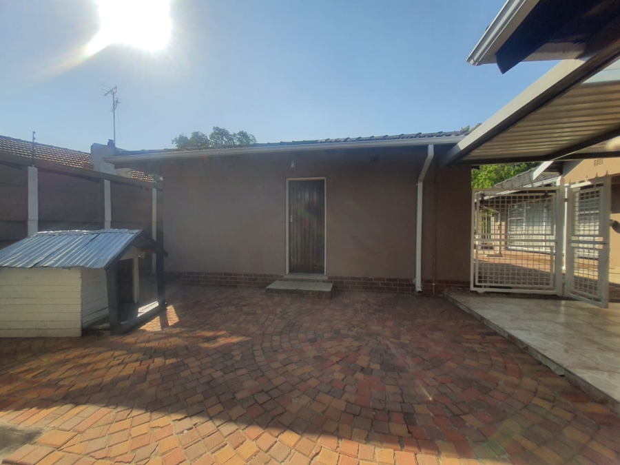 4 Bedroom Property for Sale in Lilianton Gauteng