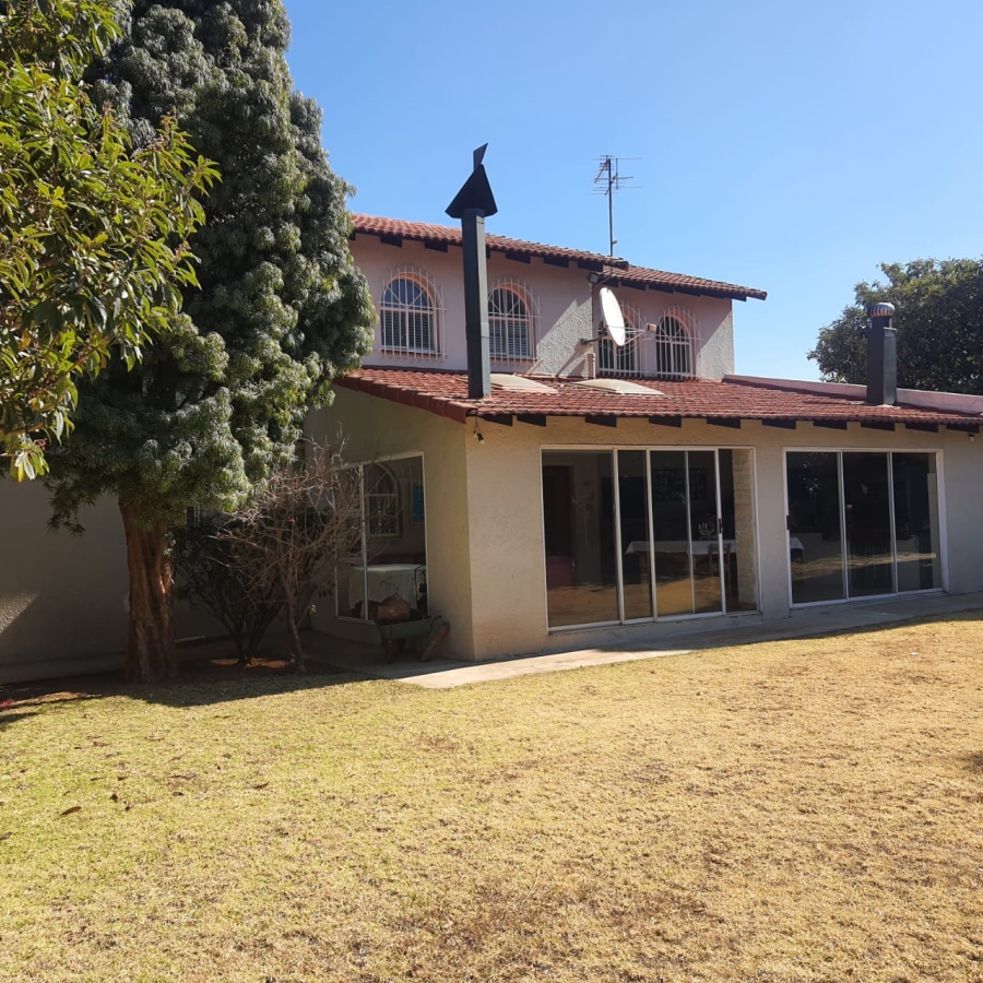 5 Bedroom Property for Sale in Dalpark Gauteng