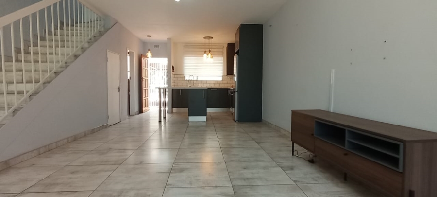 2 Bedroom Property for Sale in Dayanglen Gauteng