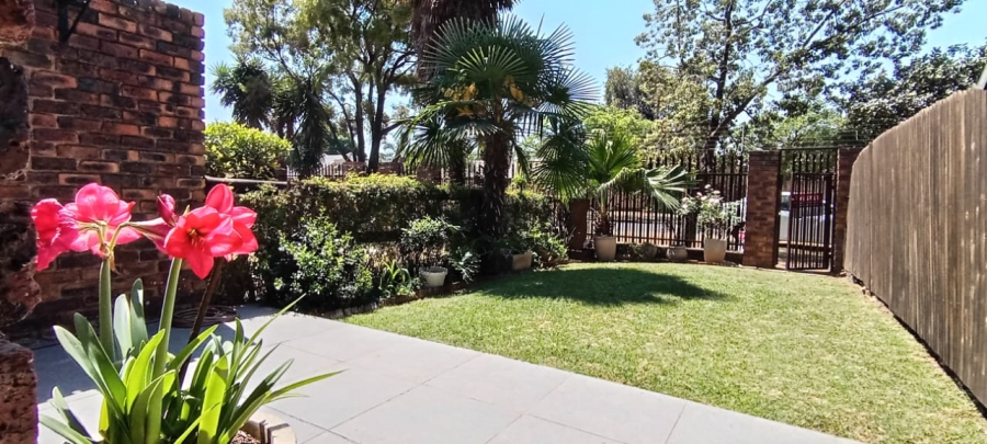 2 Bedroom Property for Sale in Dayanglen Gauteng