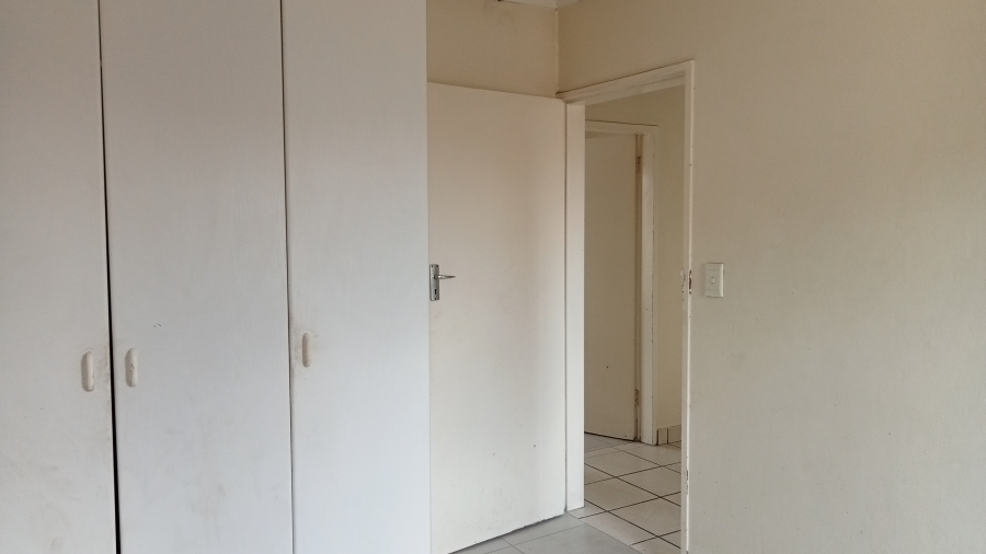 To Let 2 Bedroom Property for Rent in Vorna Valley Gauteng