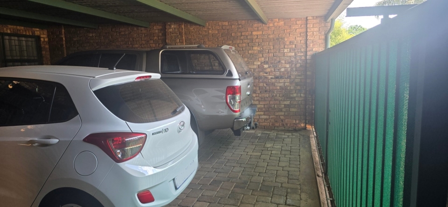 3 Bedroom Property for Sale in Annlin Gauteng