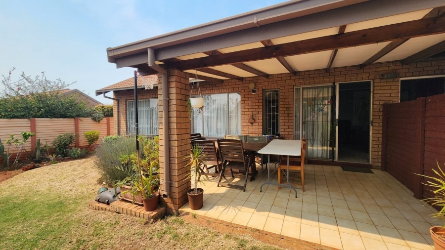 3 Bedroom Property for Sale in Doornpoort Gauteng