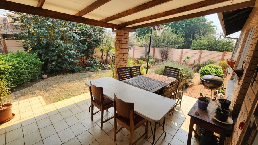 3 Bedroom Property for Sale in Doornpoort Gauteng