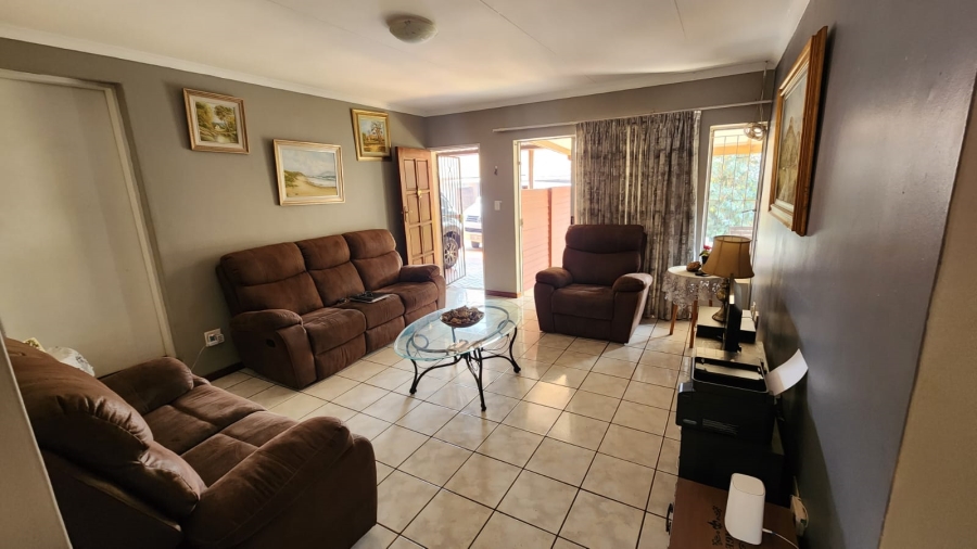 3 Bedroom Property for Sale in Doornpoort Gauteng