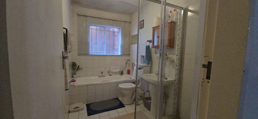 2 Bedroom Property for Sale in Doornpoort Gauteng