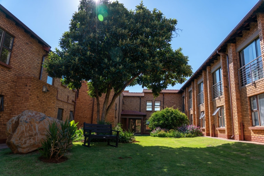 2 Bedroom Property for Sale in Willow Park Manor Gauteng