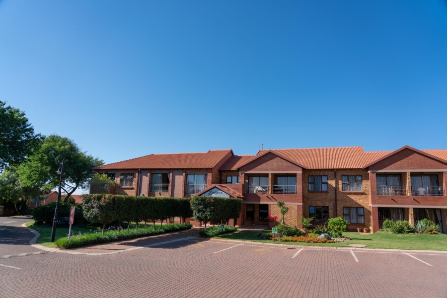 2 Bedroom Property for Sale in Willow Park Manor Gauteng