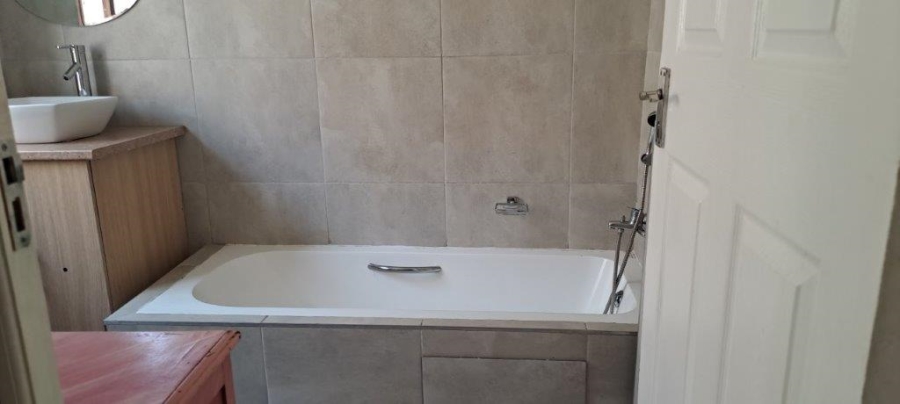 To Let 1 Bedroom Property for Rent in Sydenham Gauteng