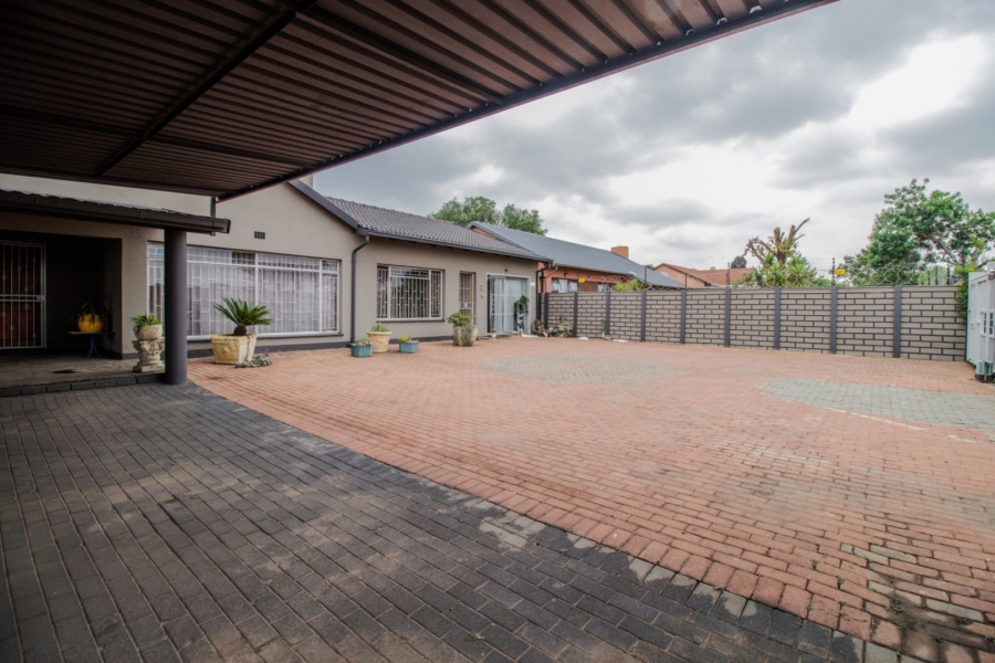 3 Bedroom Property for Sale in Elspark Gauteng