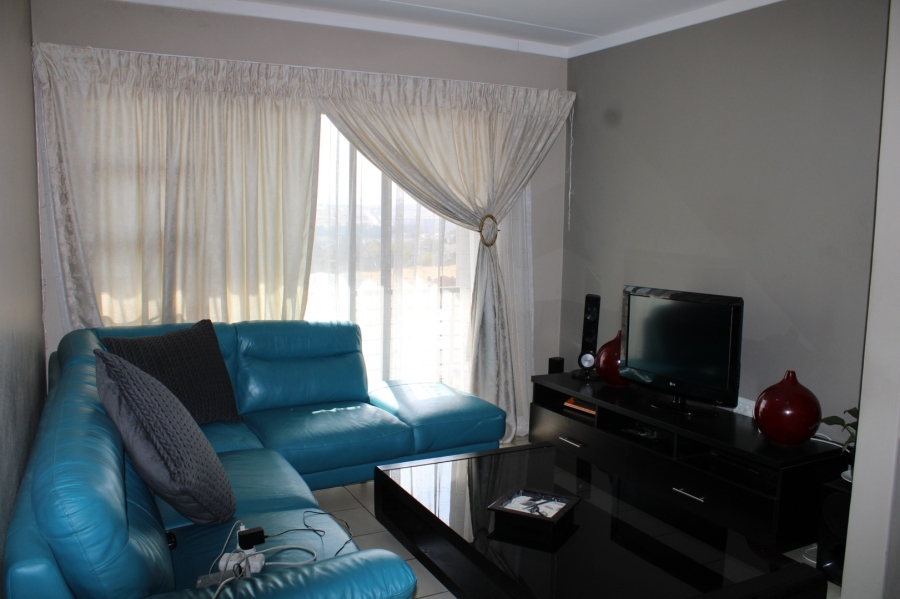 2 Bedroom Property for Sale in Fourways Gauteng