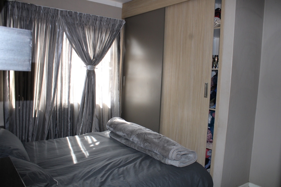 2 Bedroom Property for Sale in Fourways Gauteng