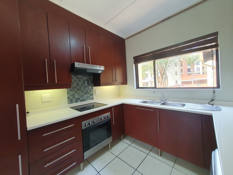 To Let 2 Bedroom Property for Rent in Sunninghill Gauteng