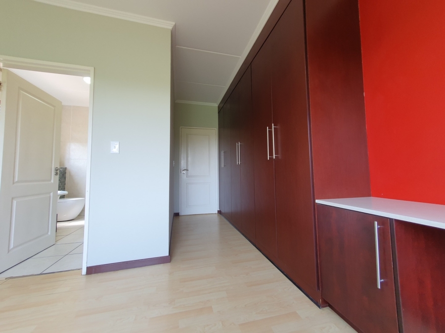 To Let 2 Bedroom Property for Rent in Sunninghill Gauteng