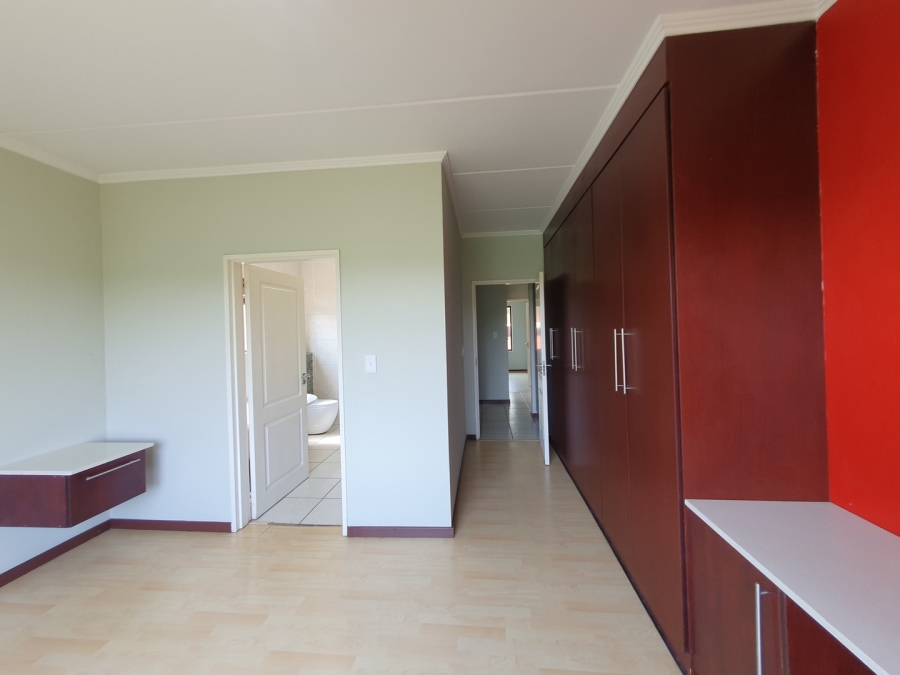 To Let 2 Bedroom Property for Rent in Sunninghill Gauteng