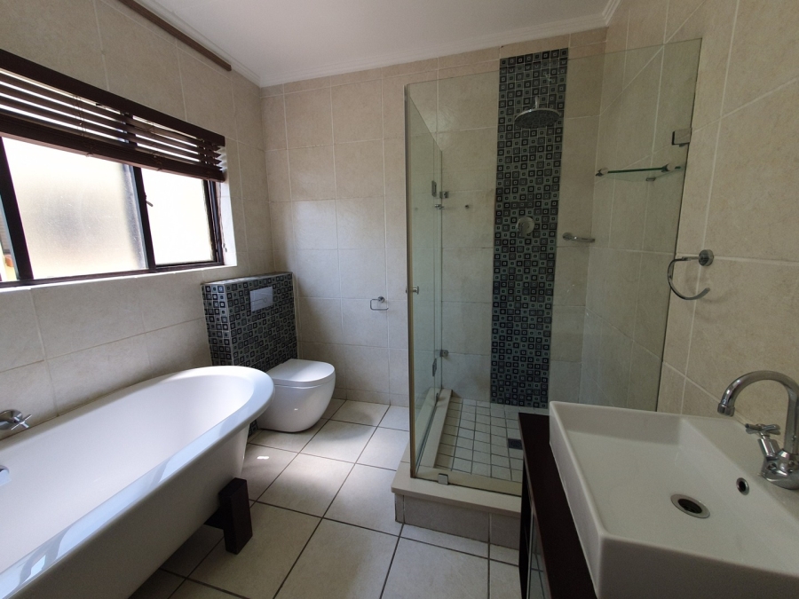 To Let 2 Bedroom Property for Rent in Sunninghill Gauteng