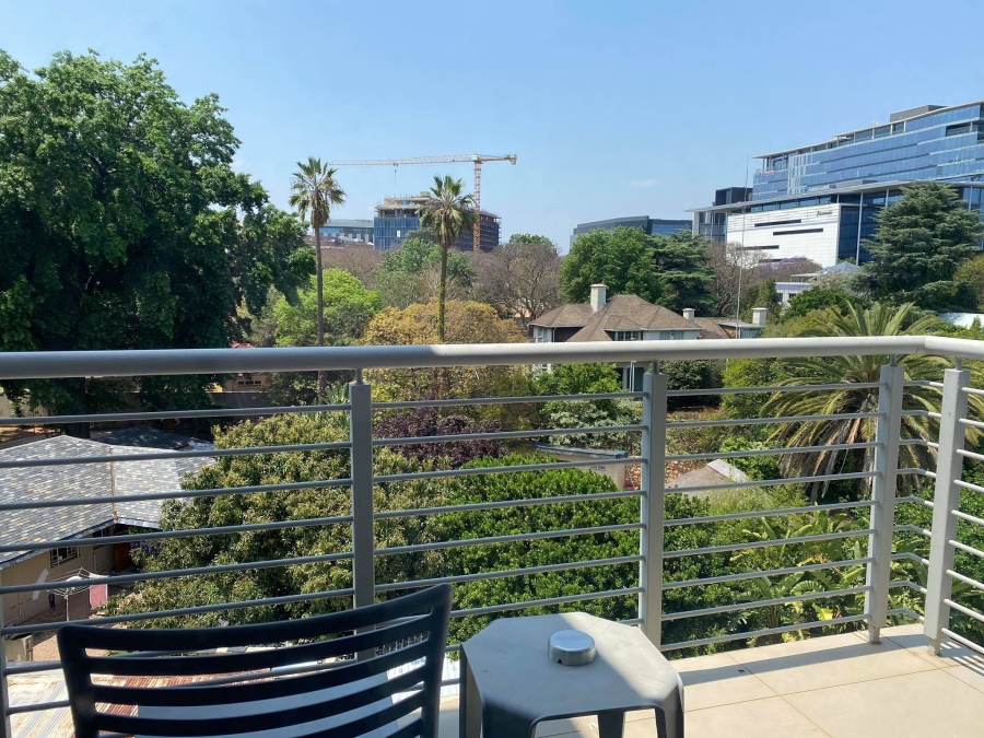 To Let 1 Bedroom Property for Rent in Rosebank Gauteng