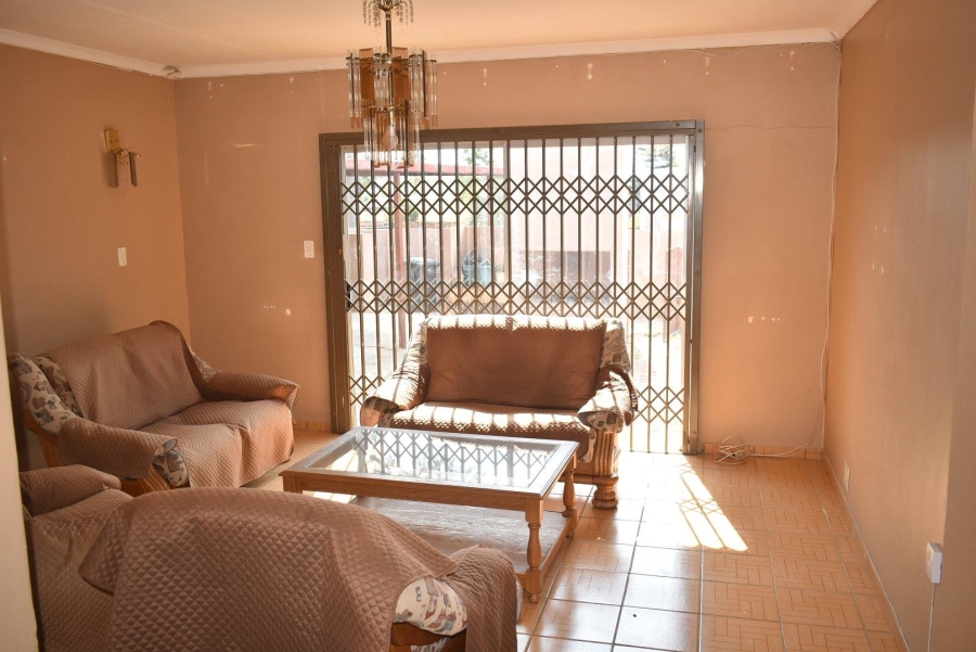 To Let 3 Bedroom Property for Rent in The Orchards Gauteng