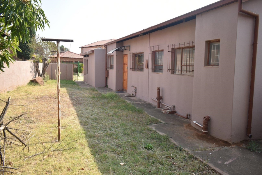 To Let 3 Bedroom Property for Rent in The Orchards Gauteng