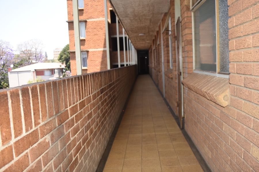 2 Bedroom Property for Sale in Pretoria Central Gauteng