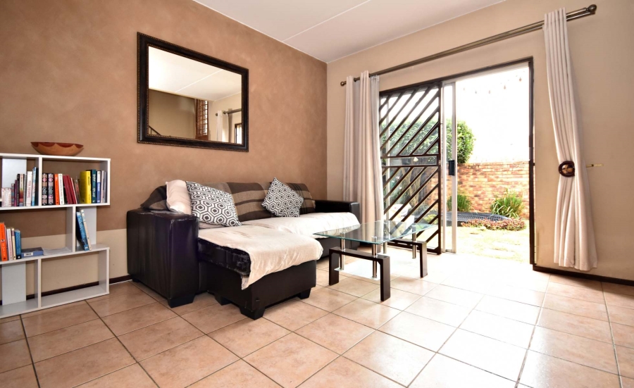 2 Bedroom Property for Sale in Olivedale Gauteng