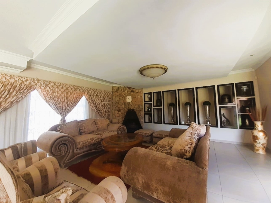 4 Bedroom Property for Sale in Waldrift Gauteng