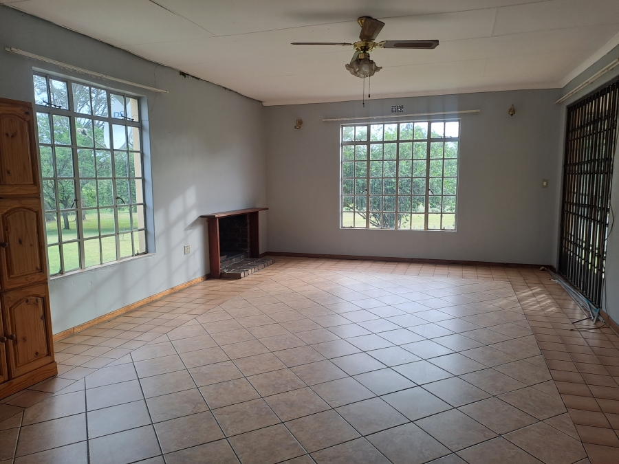 To Let 3 Bedroom Property for Rent in Vanwaartshof Gauteng