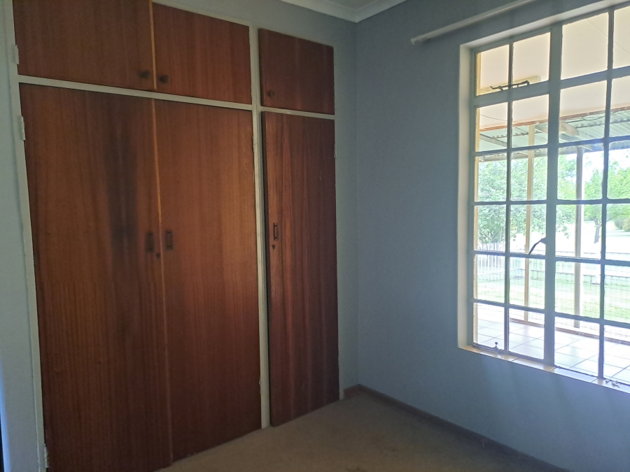 To Let 3 Bedroom Property for Rent in Vanwaartshof Gauteng