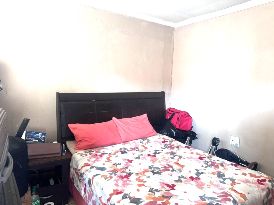 4 Bedroom Property for Sale in Motsu Gauteng