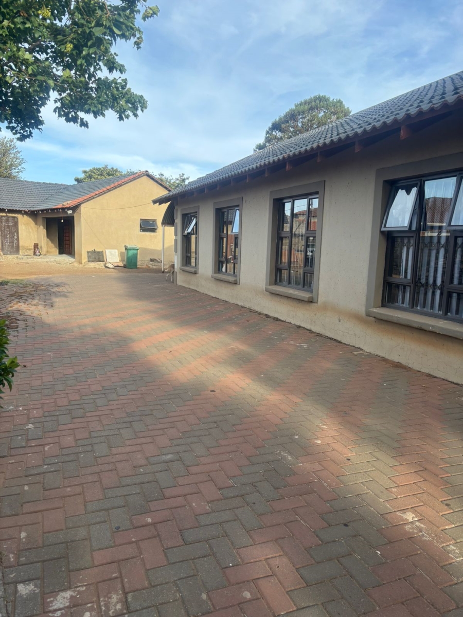 3 Bedroom Property for Sale in Meyerton Park Gauteng