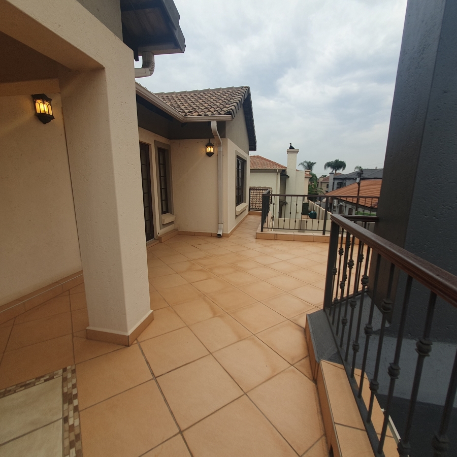 5 Bedroom Property for Sale in Montana Tuine Gauteng